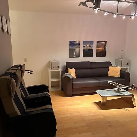 Fliegerlounge-Ferienwohnung Am Stadtpark Erfurt Exterior foto